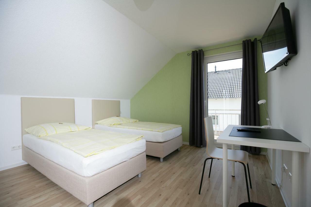 Göppingen Hotel Am Baronenwald מראה חיצוני תמונה